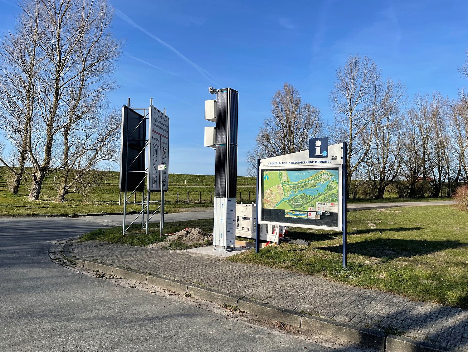 Info-Point an der Nordsee für die Besucherlenkung
