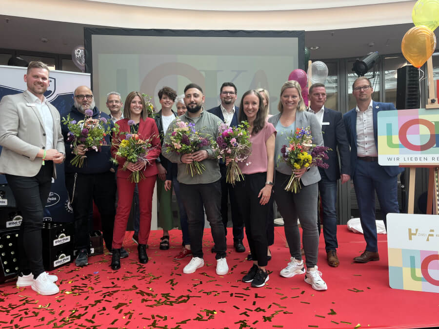 Gruppenbild anlässlich des Start der LOKA-Karte Relaunch-Party zur LOKA-Karte, der City-Gutschein für Rostock